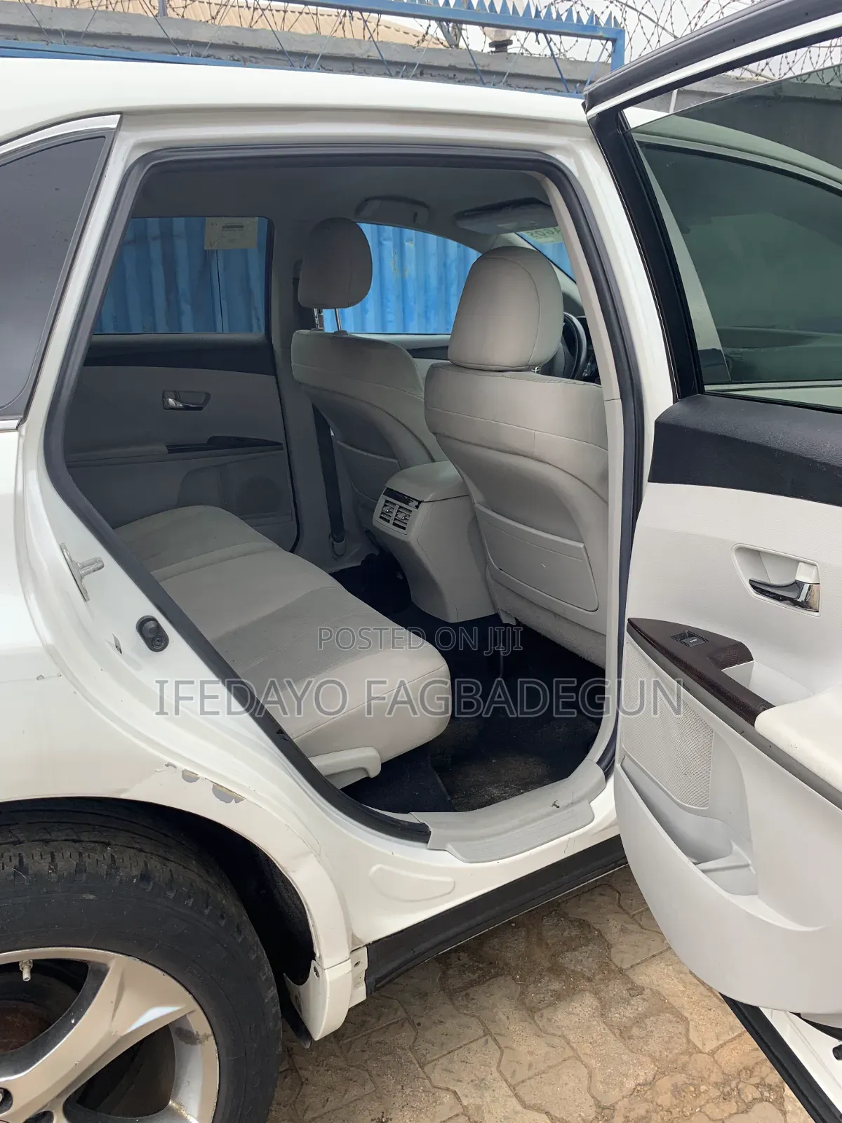 Toyota Venza LE 2012 White