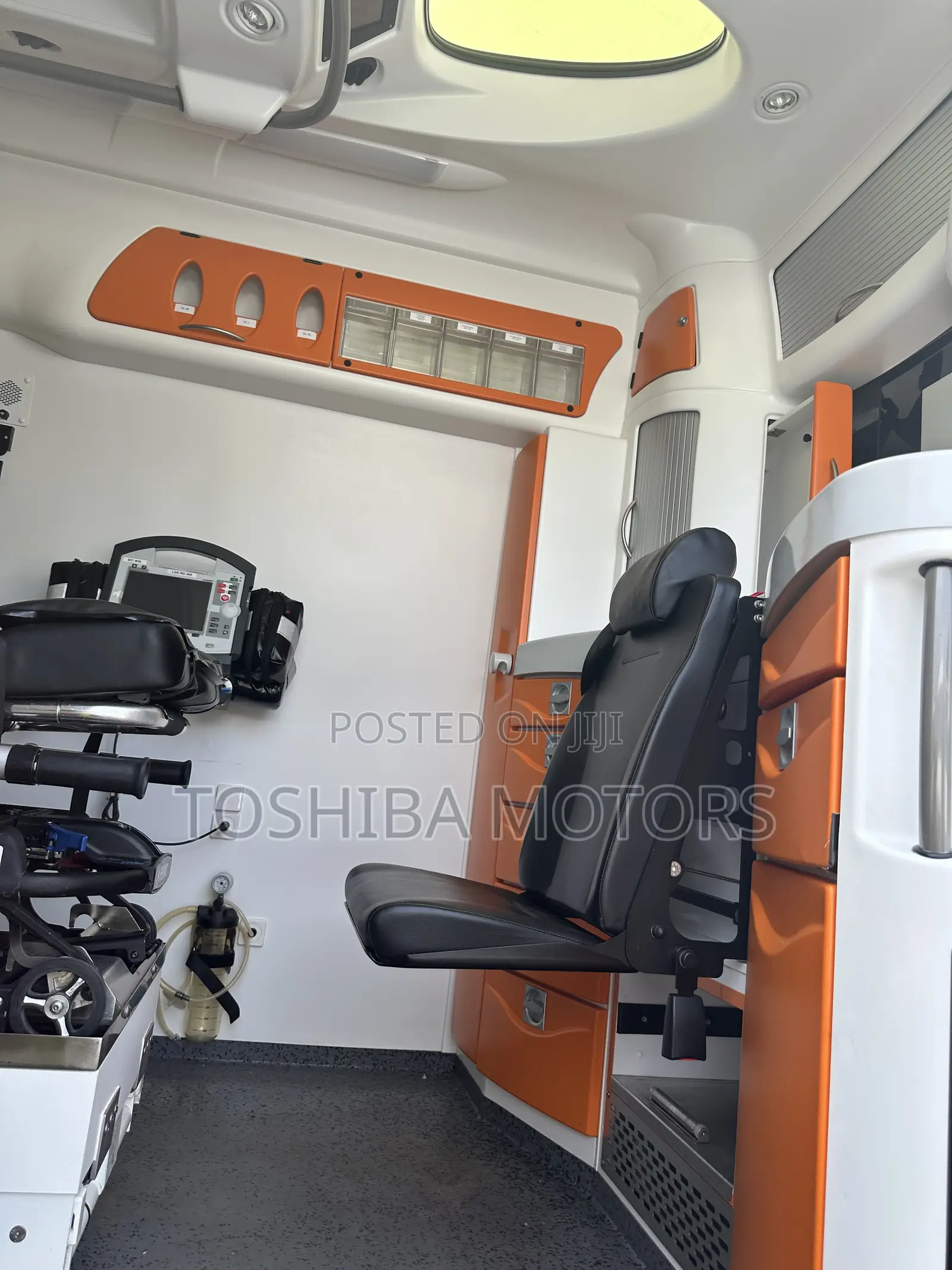 Mercedes-Benz Sprinter 2018 Orange