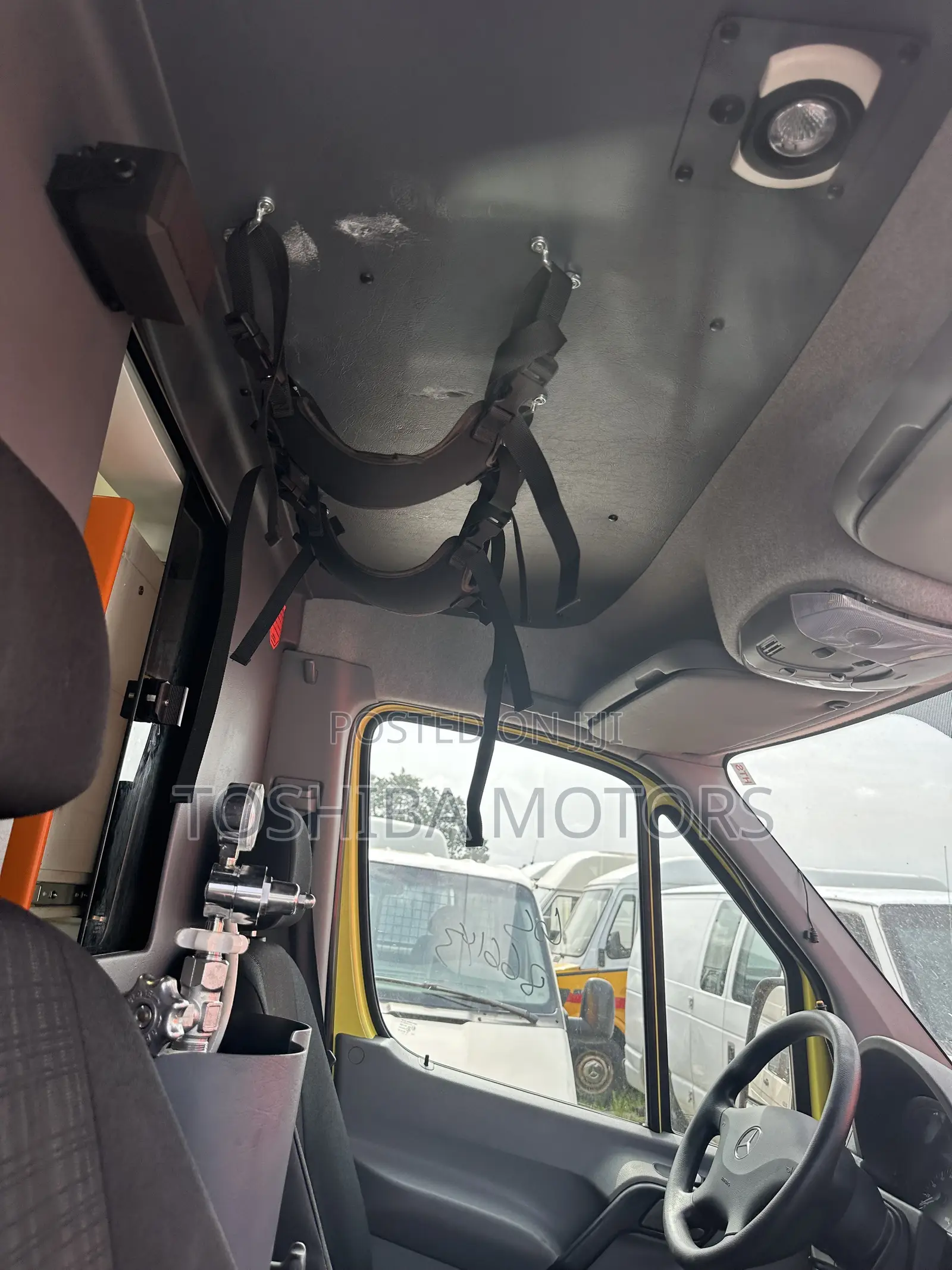 Mercedes-Benz Sprinter 2018 Orange