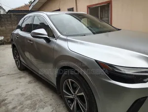 Lexus RX 2023 Silver