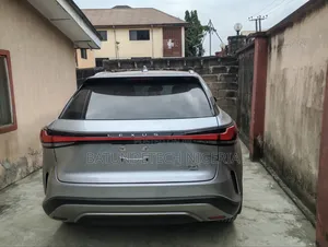 Lexus RX 2023 Silver