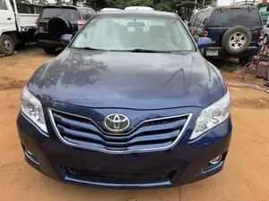 Toyota Camry LE 4dr Sedan (2.5L 4cyl 6A) 2011 Blue