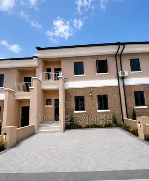 3bdrm Duplex in Apo District for rent