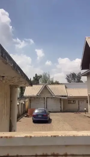 5bdrm Duplex in Abuja Top Realty, Maitama for sale