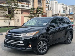 Toyota Highlander 2017 Black