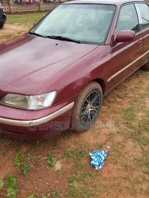 Toyota Corona Premio 2000 Red