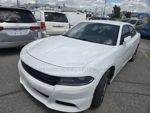 Dodge Charger SE AWD 2016 White