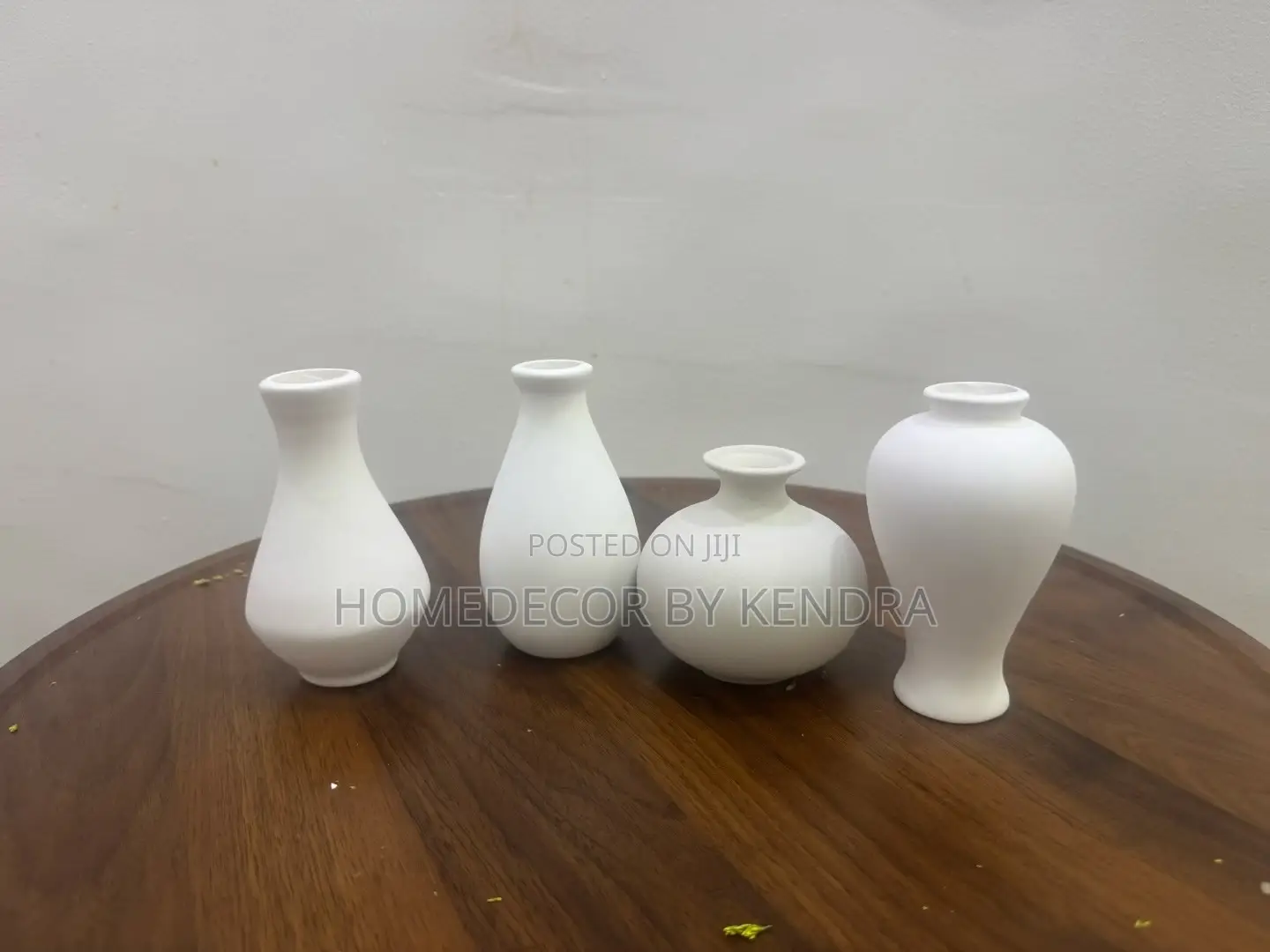 Minimal Ceramic Flower Vases