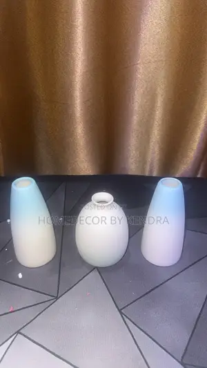 Minimal Ceramic Flower Vases