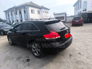 Toyota Venza 2010 Black