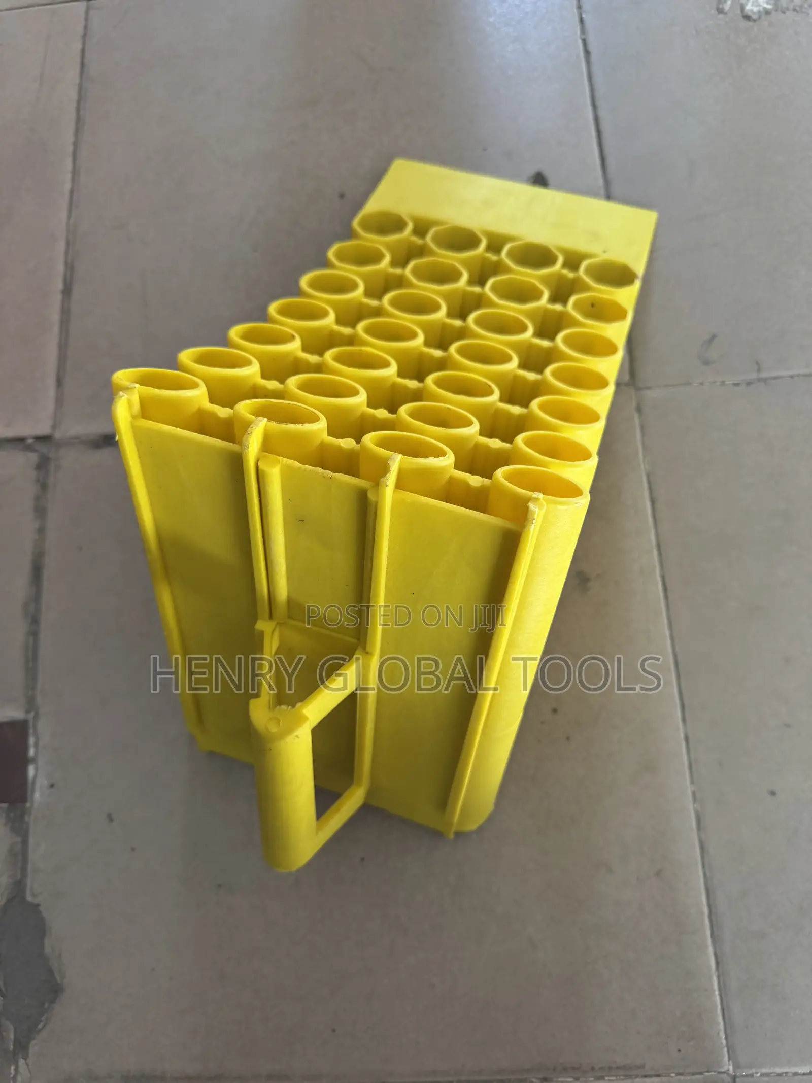 Multi-Tube Storage Rack / Pipe & Conduit Holder