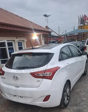 Hyundai Elantra 2016 White