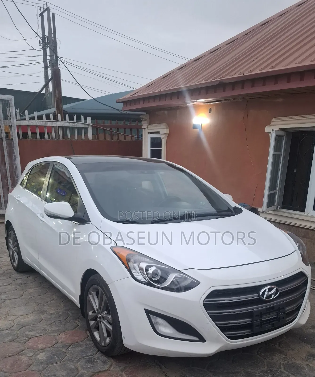 Hyundai Elantra 2016 White