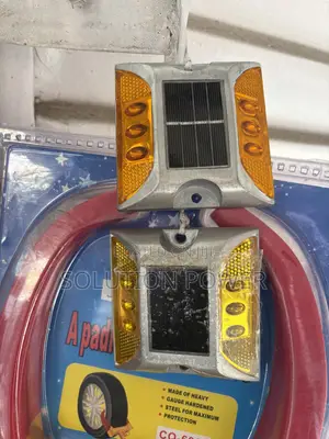 Road Safety Solar Stud (Cat Eye)