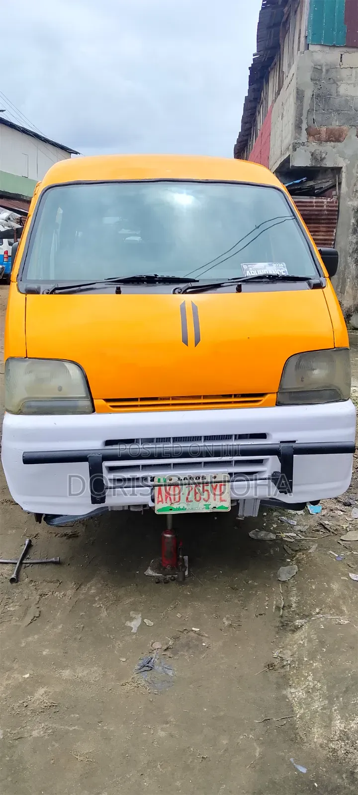 Suzuki Every 2023 Yellow
