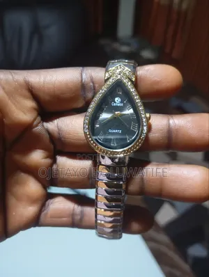 Jewelries Female Wristwatch