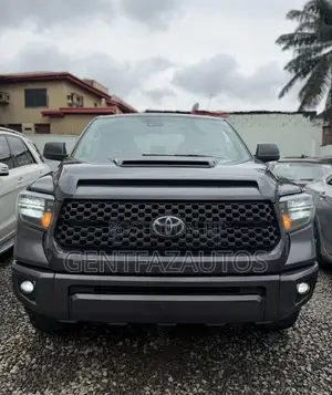 Toyota Tundra Limited 2022 Gray