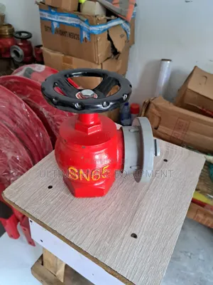 Scraw Landing Valve
