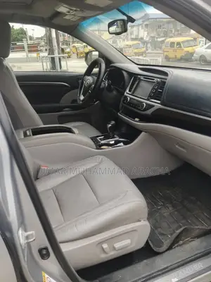 Toyota Highlander 2015 Silver