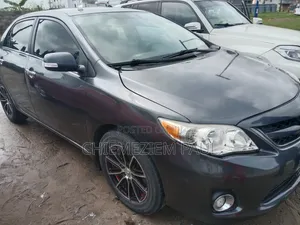Toyota Corolla 2013 Gray
