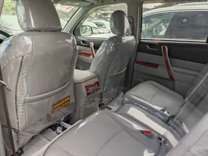 Toyota Highlander 2012 Silver