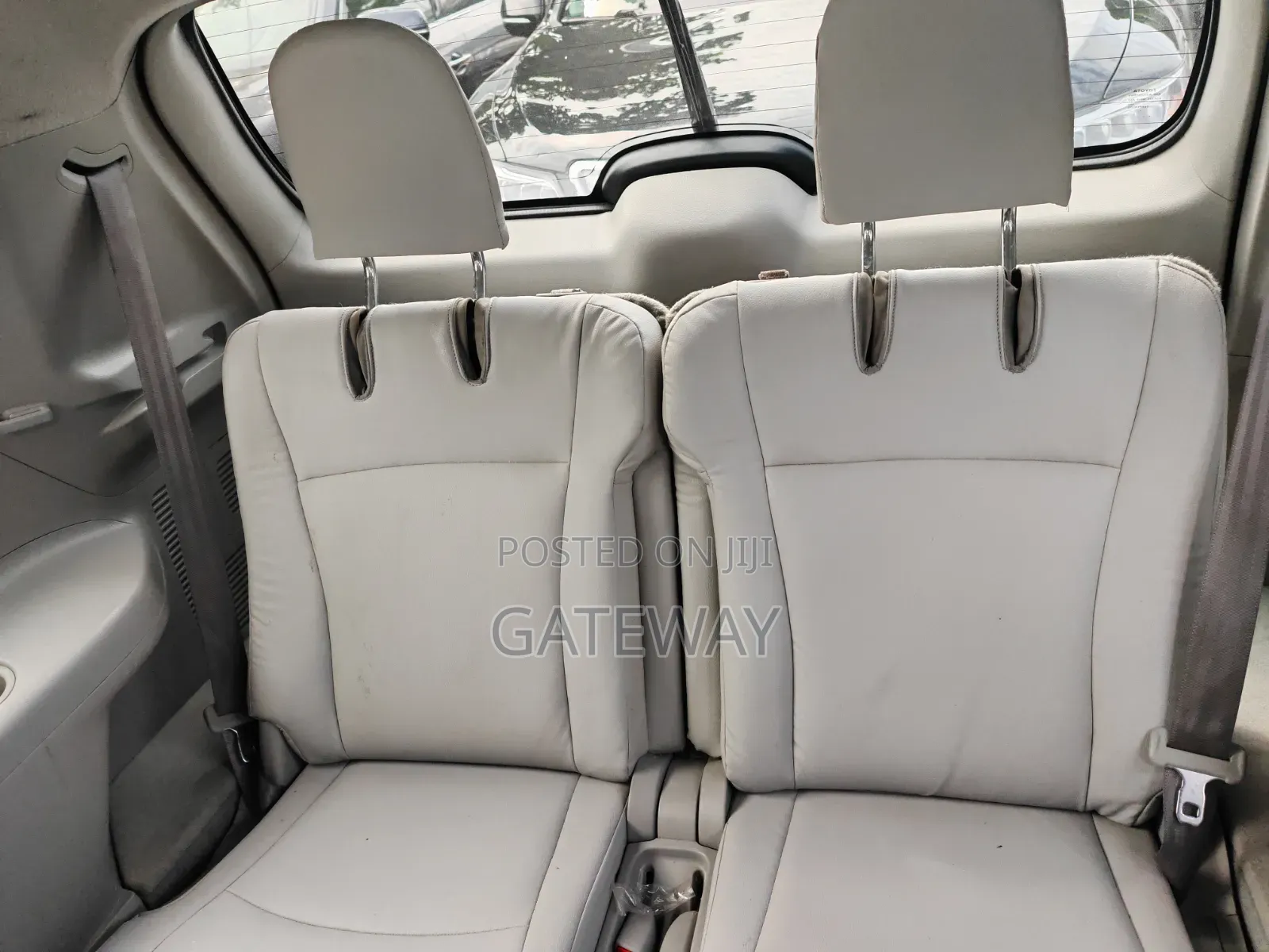 Toyota Highlander 2012 Silver