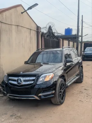 Mercedes-Benz GLK-Class 2010 Black