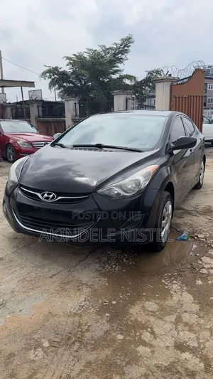 Hyundai Elantra 2012 Black