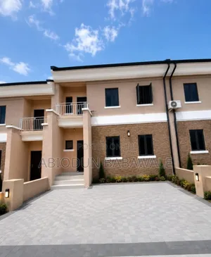 3bdrm Duplex in Apo District Abuja for rent