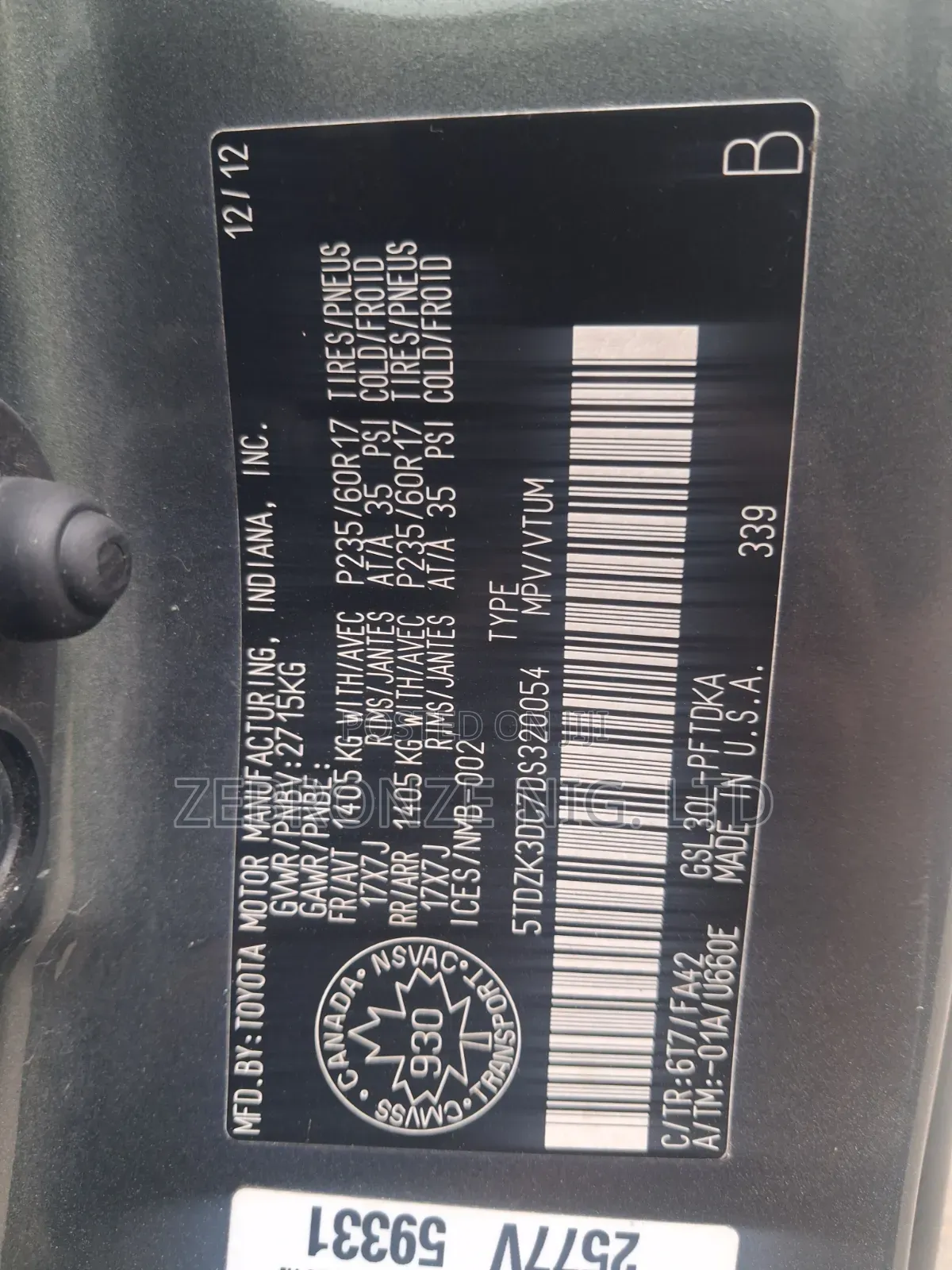Toyota Sienna 2013 Green
