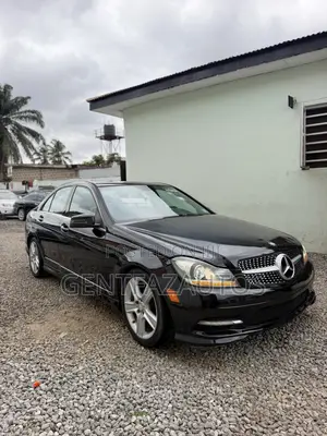 Mercedes-Benz C300 Luxury 4Matic Sedan AWD (3.0L 6cyl 7A) 2011 Black