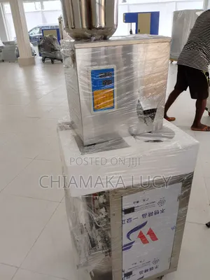 Automatic Granule Powder Packaging Machine (FZL-1000)