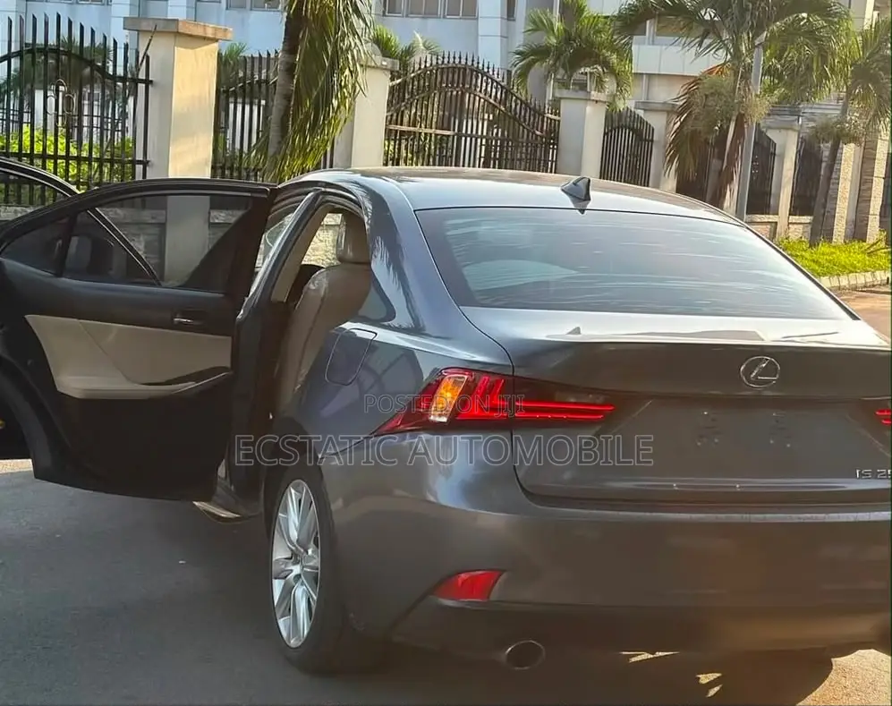 Lexus IS 250 2015 Gray