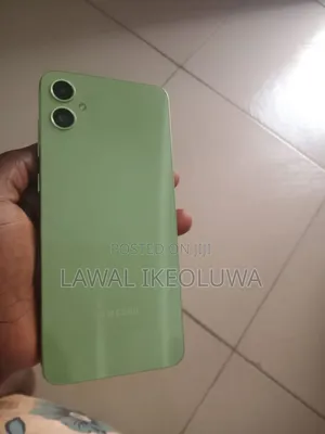 Samsung Galaxy A05 64 GB Green