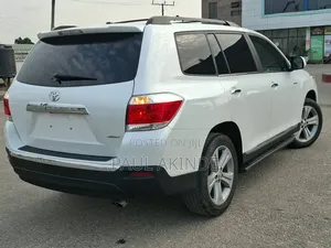 Toyota Highlander 2012 White