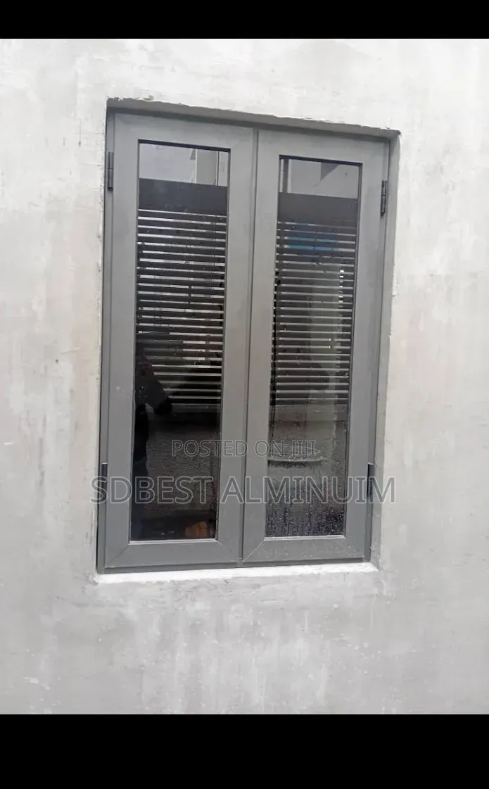 Aluminum EBM Window and Glass
