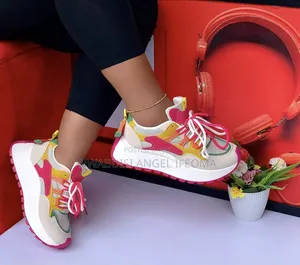Dad Sneakers/Chunky Platform Sneakers