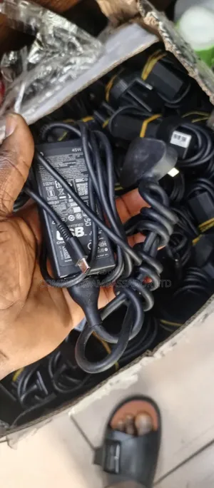 HP Type C Charger