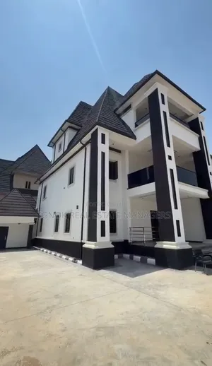 5bdrm Duplex in Galadimawa, Dakwo District for sale