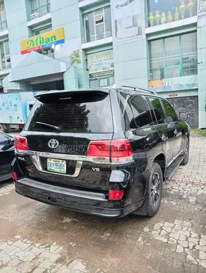 Toyota Land Cruiser 2012 Black