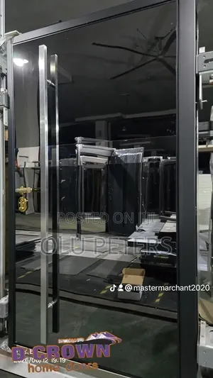 New Arrival Pivot 4ft Door