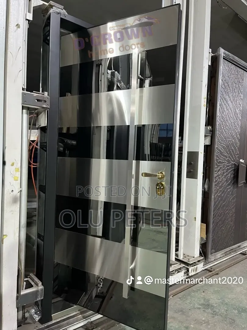New Arrival Pivot 4ft Door
