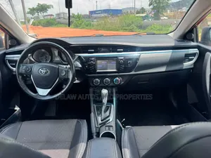 Toyota Corolla 2014 Red