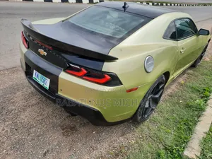 Chevrolet Camaro LS 2dr Coupe w/1LS (3.6L 6cyl 6M) 2016 Green