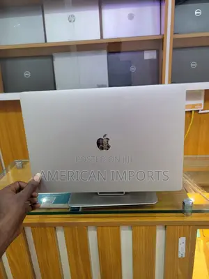 Laptop Apple MacBook Pro 2019 16GB Intel Core i9 SSD 1T