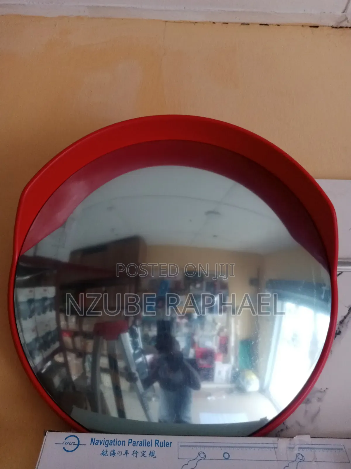 Convex Mirror