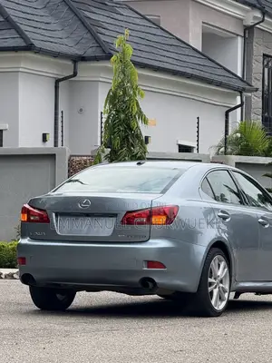 Lexus IS 2007 Blue