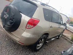 Toyota RAV4 3.5 2008