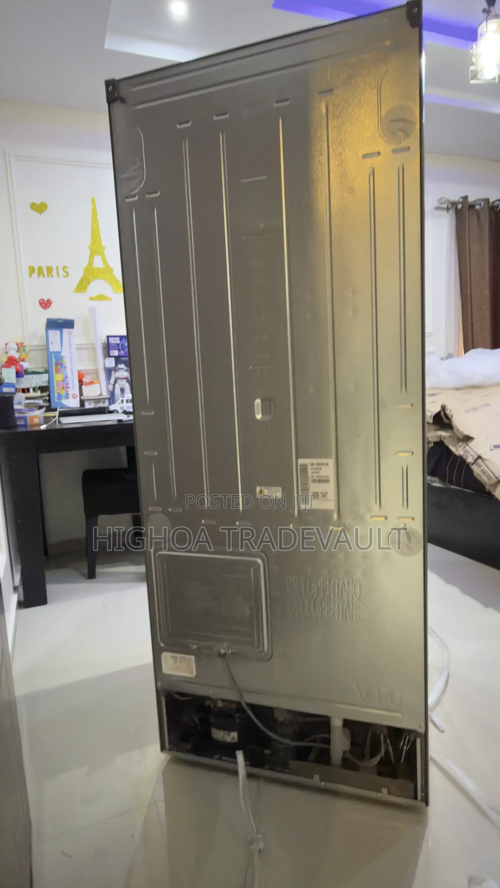 Refrigerator
