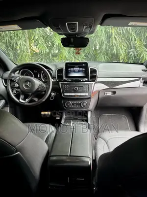 Mercedes-Benz GLE-Class AMG GLE 43 4MATIC 2017 Black